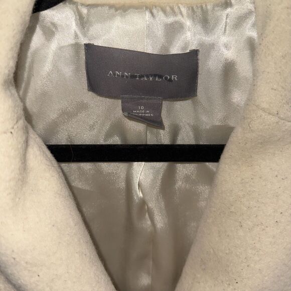 Ann Taylor White Wool Blend Pea Coat with Satin Interior - Size 10 - Picture 2 of 6